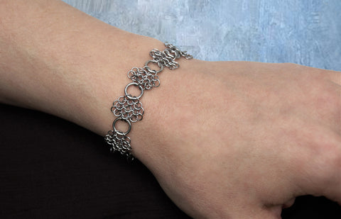 Clover Pattern Bracelet (BR26)